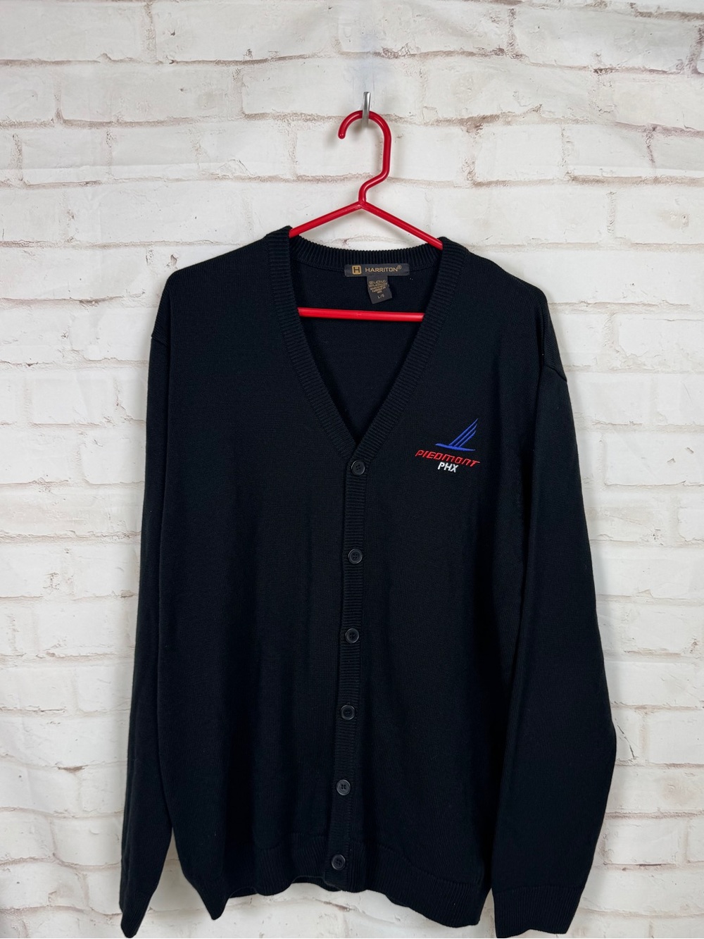 Vintage Piedmont Airlines PHX Sweater Size L  BLACK EUC!!!!!